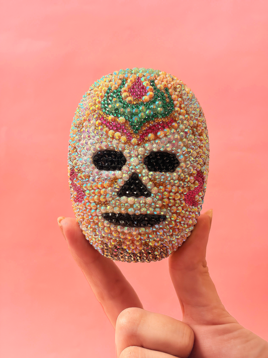 Calavera de Cristal "Glamour & Flora" – Pieza de Arte Hecha a Mano